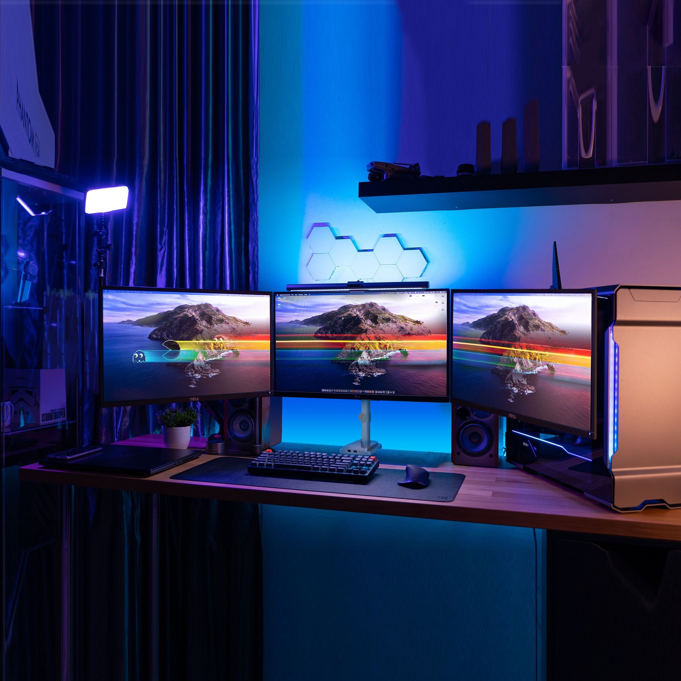 gaming triple monitor setup